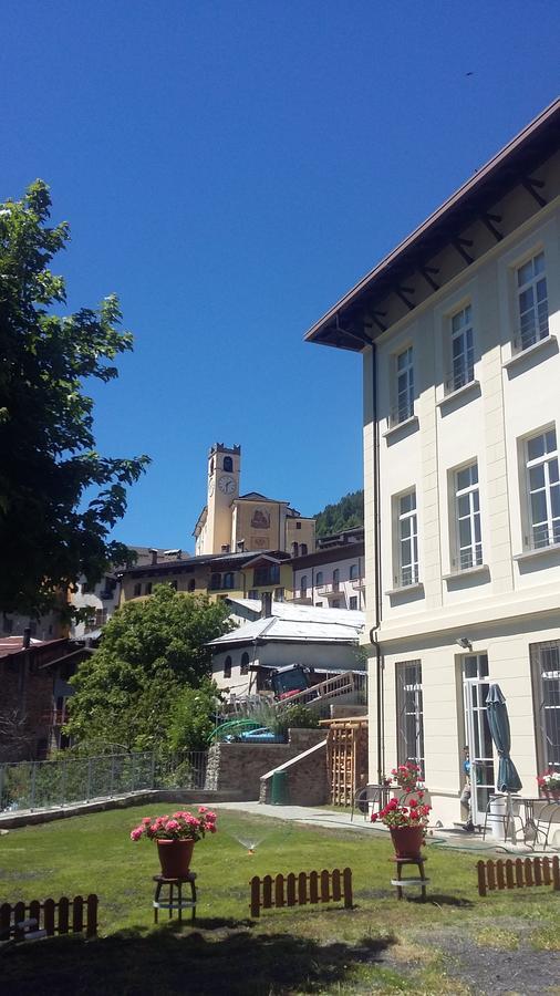 לינה וארוחת בוקר Villa d'Allegno La Vecchia Scuola מראה חיצוני תמונה