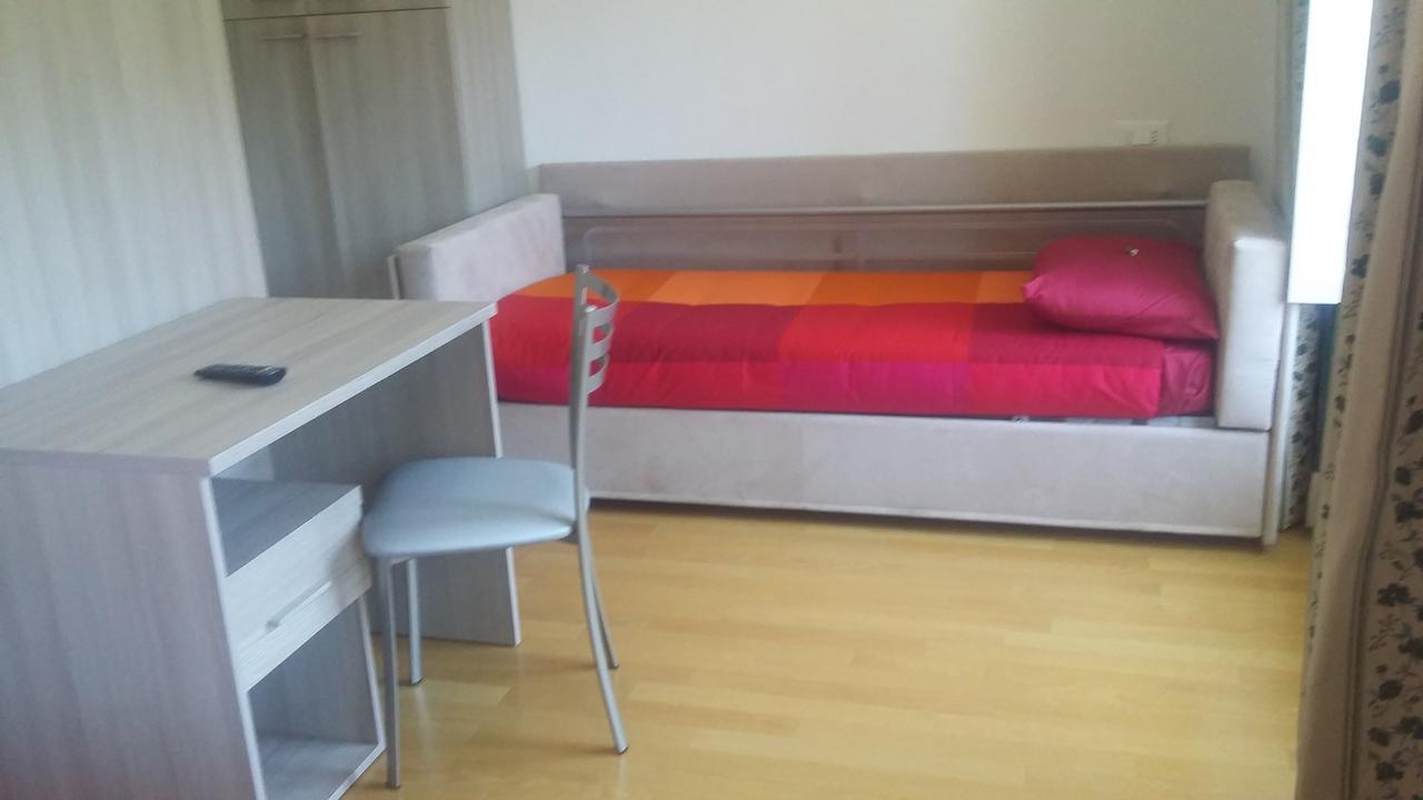 לינה וארוחת בוקר Villa d'Allegno La Vecchia Scuola מראה חיצוני תמונה